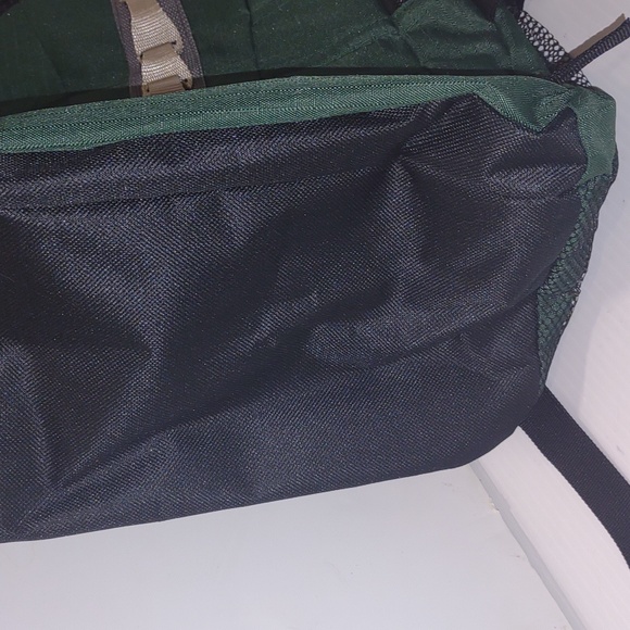 Green Backpack - Picture 5 of 7